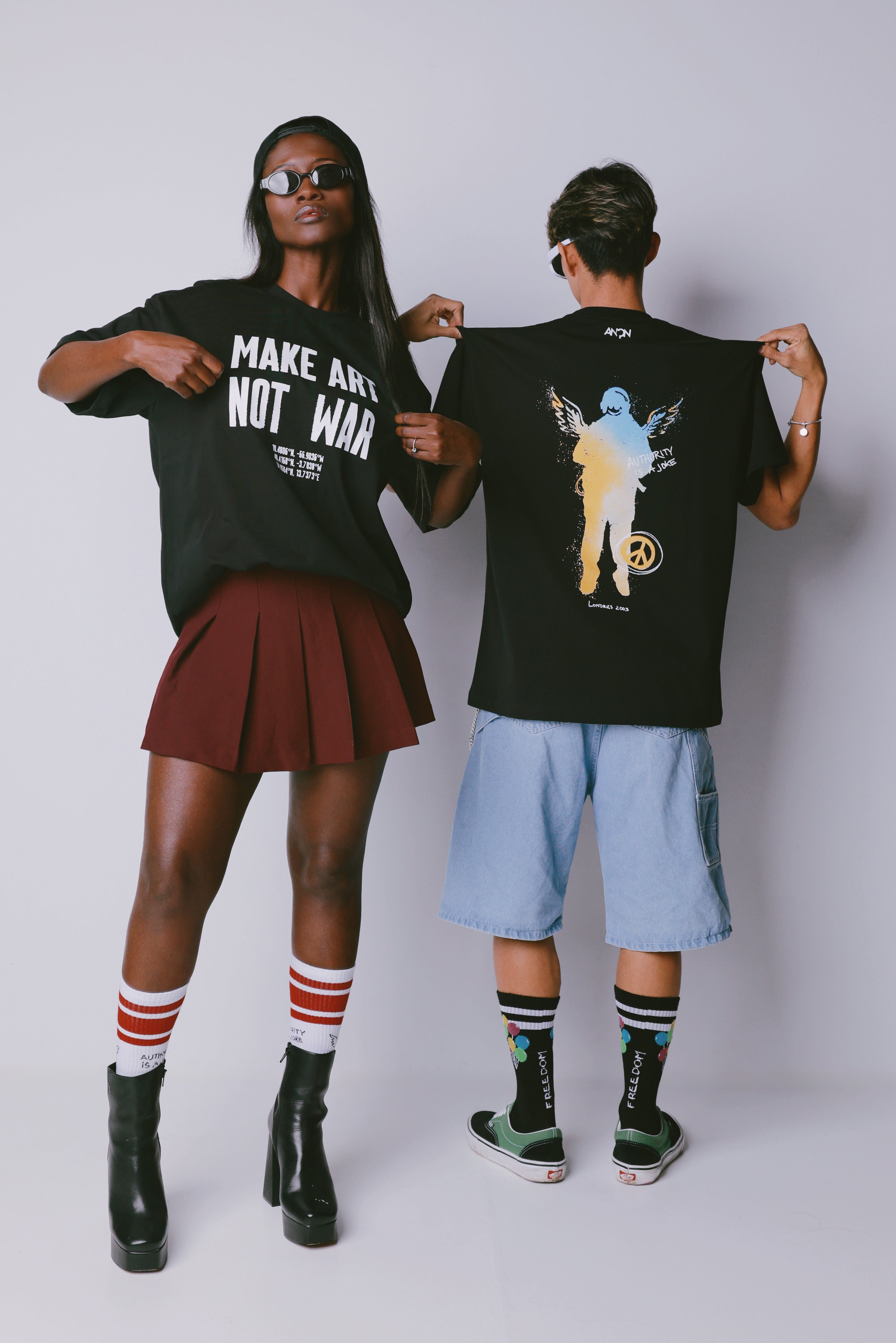 MAKE ART NOT WAR - T-SHIRT UNISEX
